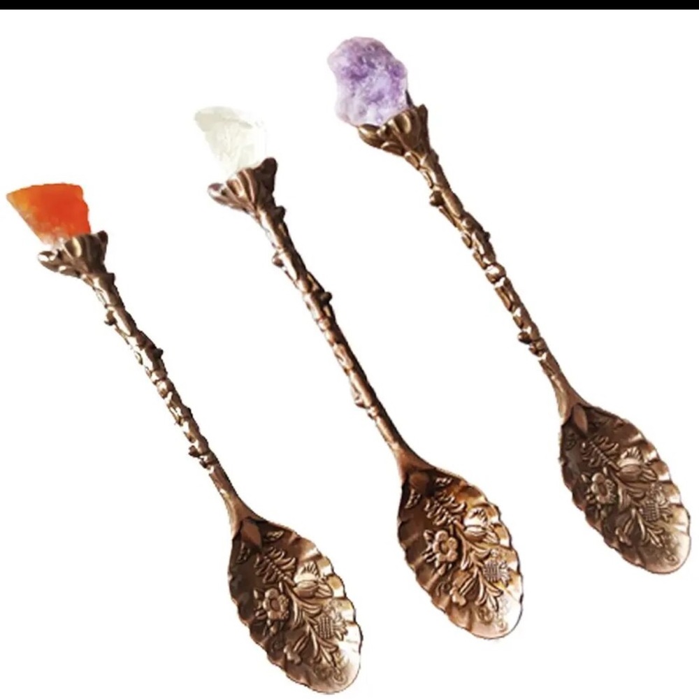 $2 ADORABLE TEASPOON. NEW. ONE AT RANDOM. $2 WITH ANY $10 ORDER OR MORE